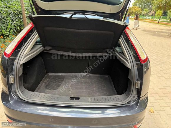 2011 FORD FOCUS OTOMATİK VİTES...