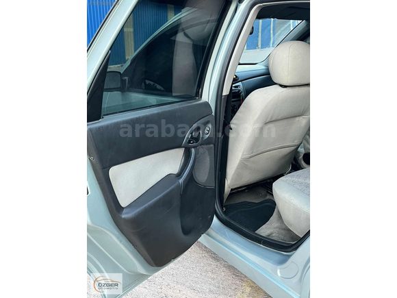 2005 FORD FOCUS COMFORT SEDAN