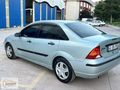 2005 FORD FOCUS COMFORT SEDAN