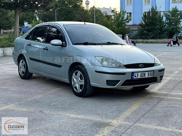 2005 FORD FOCUS COMFORT SEDAN