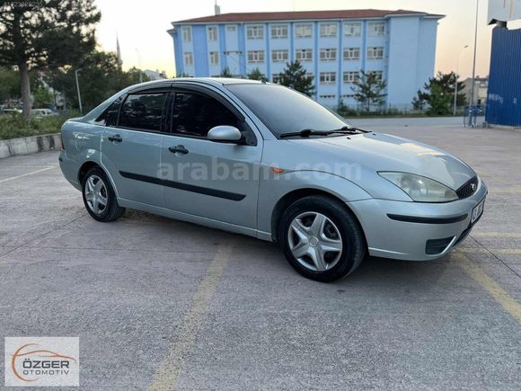 2005 FORD FOCUS COMFORT SEDAN