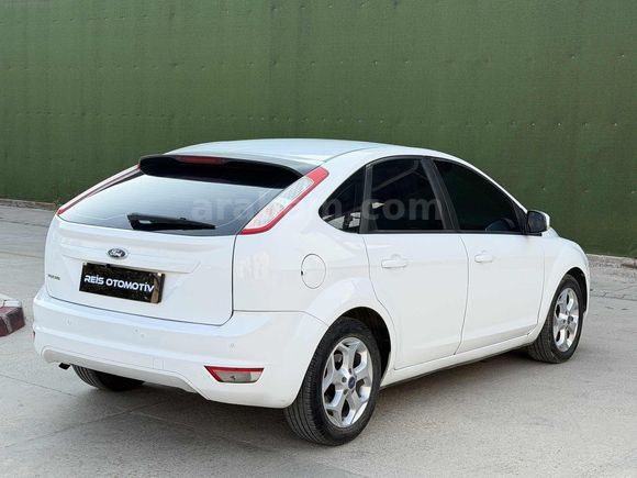 155 km Ford Focus 1.6 Benzin LPG Değişensiz