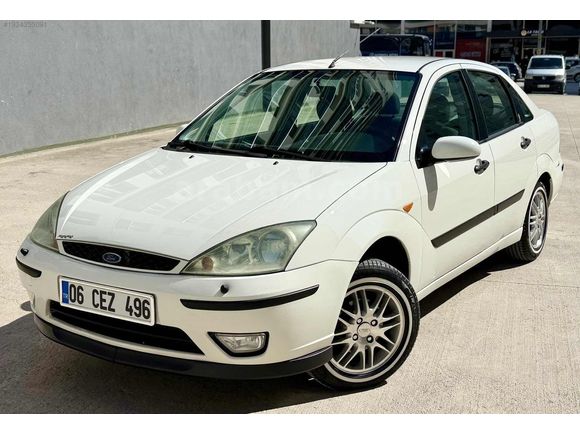 GARAJ ARACI 2004 MODEL FOCUS COMFORT 210 BİN KM 2 PARÇA BOYA