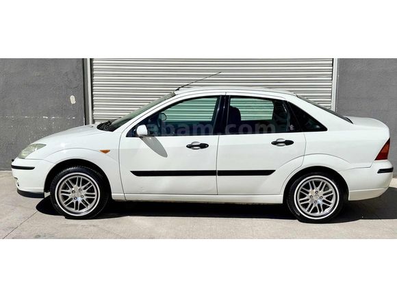 GARAJ ARACI 2004 MODEL FOCUS COMFORT 210 BİN KM 2 PARÇA BOYA