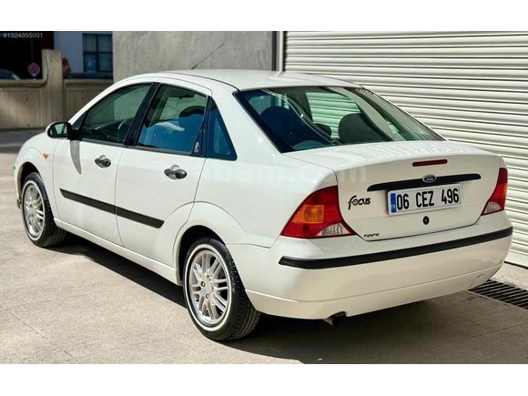 GARAJ ARACI 2004 MODEL FOCUS COMFORT 210 BİN KM 2 PARÇA BOYA