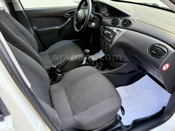 GARAJ ARACI 2004 MODEL FOCUS COMFORT 210 BİN KM 2 PARÇA BOYA
