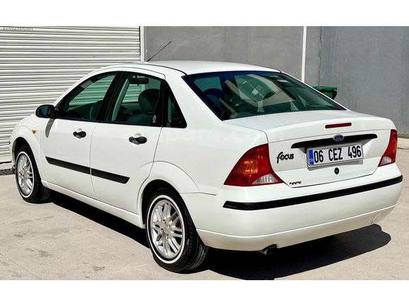 GARAJ ARACI 2004 MODEL FOCUS COMFORT 210 BİN KM 2 PARÇA BOYA