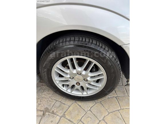 2005 MODEL FOCUS 1.6 4 CAM OTOMATİK DEĞİŞENSİZ