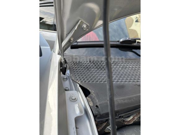 2004 MODEL DÜŞÜK KM DEĞİŞENSİZ 4 CAM OTOMATİK