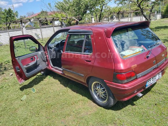Sahibinden Renault Clio 1.4 RT 1996 Model TEMiZ ACİL SATILIK