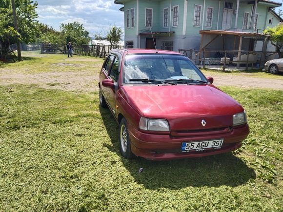 Sahibinden Renault Clio 1.4 RT 1996 Model TEMiZ ACİL SATILIK