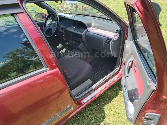 Sahibinden Renault Clio 1.4 RT 1996 Model TEMiZ ACİL SATILIK