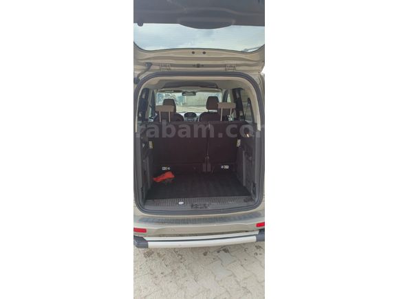 Sahibinden Ford Tourneo Courier 1.6 TDCi Titanium Plus 2017 Model