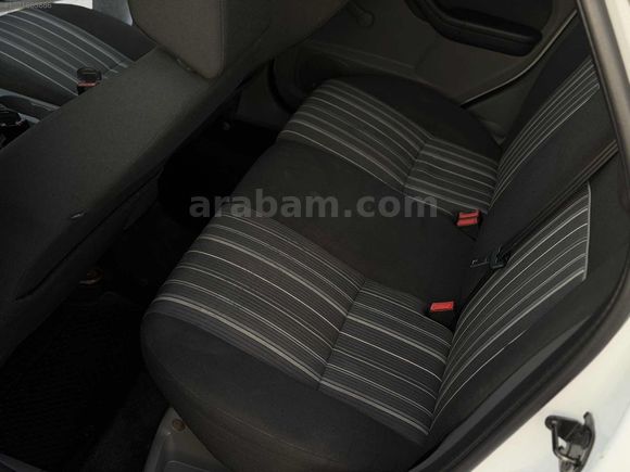 2011 MODEL FORD FOCUS