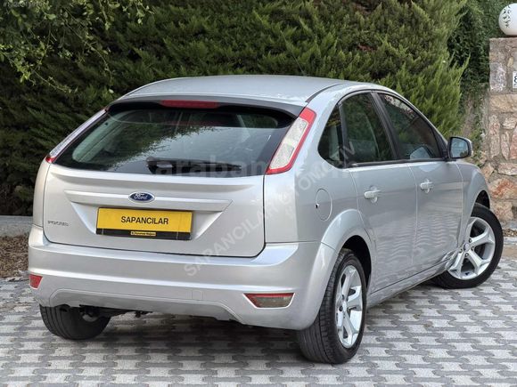 FORD FOCUS 1.6 BENZİN OTOMATİK