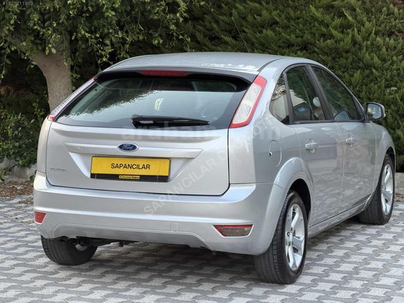 FORD FOCUS 1.6 BENZİN OTOMATİK