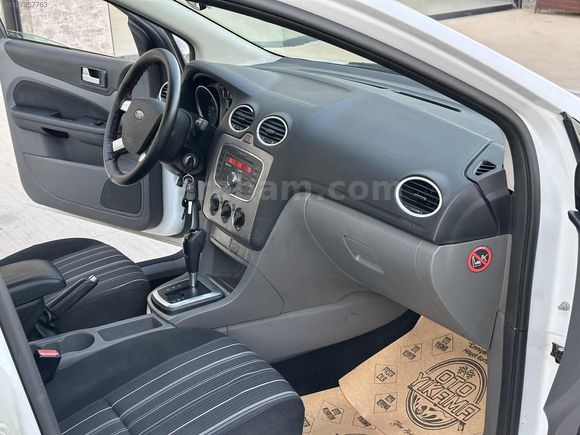 HATCHBACK-OTOMATİK 2011 MODEL FOCUS 1.6 SADECE "79.000" BİNDE