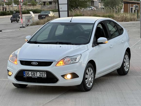 HATCHBACK-OTOMATİK 2011 MODEL FOCUS 1.6 SADECE "79.000" BİNDE