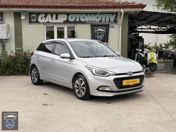 2015 MODEL HYUNDAİ İ20 1.4CRDİ STYLE 181 BİN KM