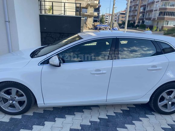 Sahibinden Volvo V40 1.6 D Advance 2013 Model 