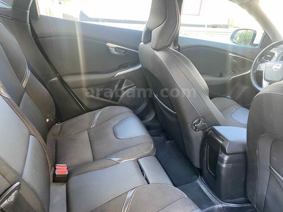 Sahibinden Volvo V40 1.6 D Advance 2013 Model 