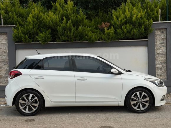 HATASIZ İ 20 - 2017 STYLE DİZEL 117 BİN Km BAKIMLI