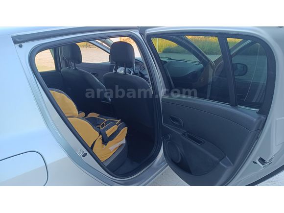 2011 Renault Clio 1.5 dizel