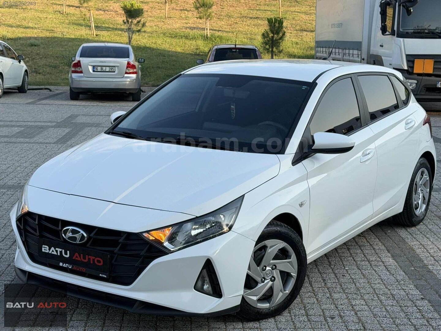 Galeriden Hyundai i20 1.4 MPI Jump 2023 Model Bursa 122.500 km Beyaz 5