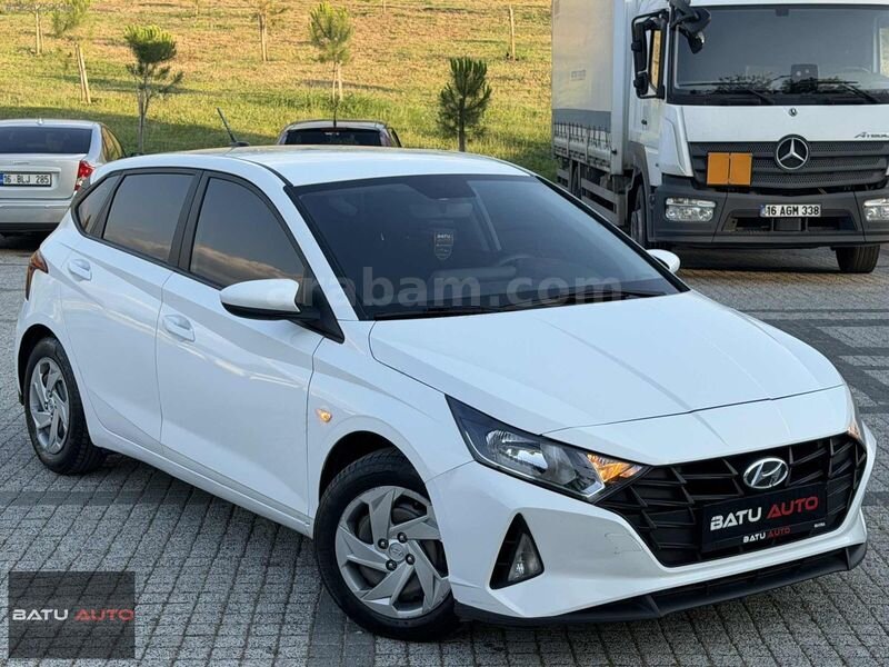 Galeriden Hyundai i20 1.4 MPI Jump 2023 Model Bursa 122.500 km Beyaz