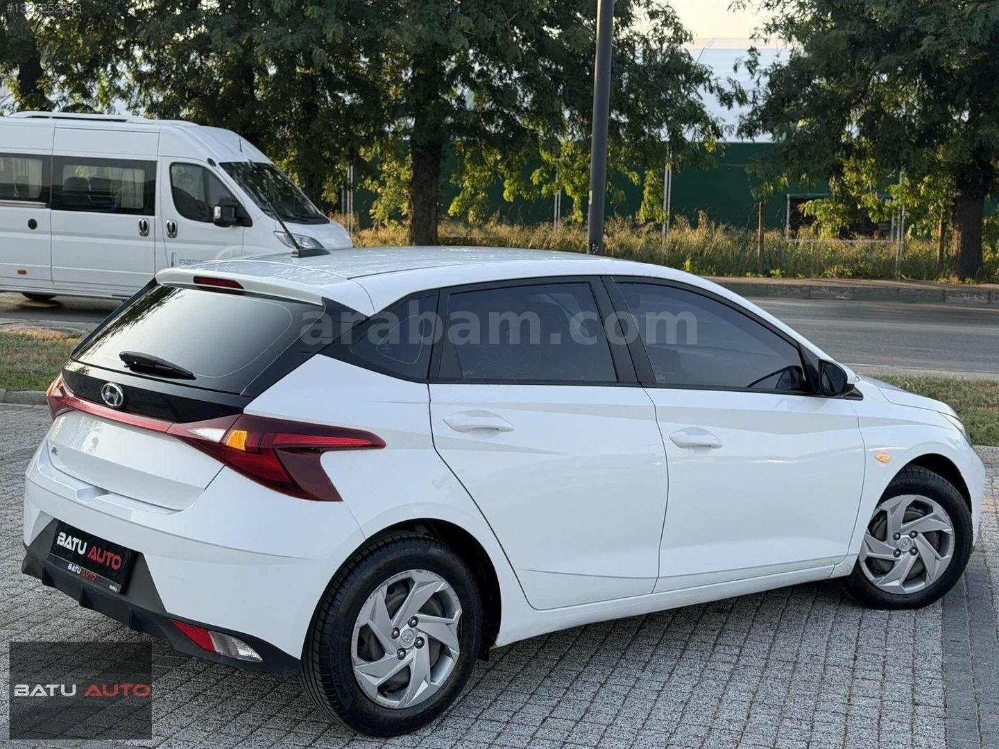 Galeriden Hyundai i20 1.4 MPI Jump 2023 Model Bursa 122.500 km Beyaz 7