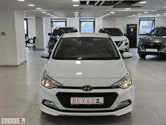 BEYAZ 2.ELDEN 2015 HYUNDAİ İ20/1.4 MPI/JUMP/OTMTK/HTSZ/SRVS BKML