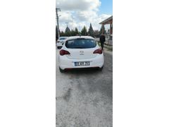 Sahibinden Opel Astra 1.3 CDTI Sport 2012 Model  178.000 km Beyaz