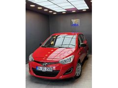 2013 TERTEMİZ 105.000KM DEĞİŞENSİZ OTOMATİK VİTES KIRMIZI