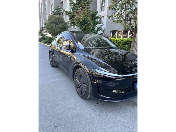 Sahibinden Tesla Model Y Premium (Juniper) 2025 Model 