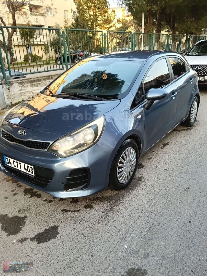 Galeriden Kia Rio 1.4 CRDi Comfort 2016 Model İstanbul 230.000 km Mavi 7
