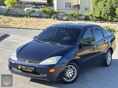 FORD FOCUS 2000 MODEL 1.6 GHİA BENZİN / LPG KUSURSUZ TEMİZLİKTE