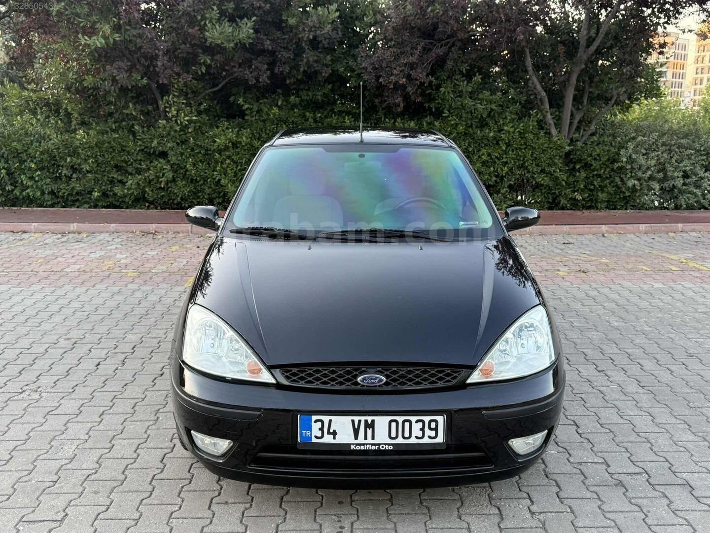 Galeriden Ford Focus 1.6 Ghia 2004 Model İstanbul 143.000 km Siyah 2