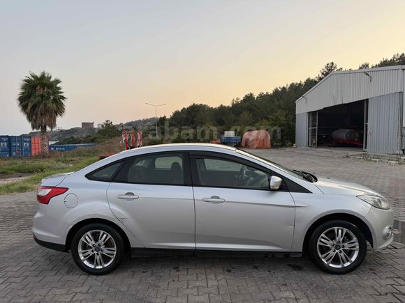 Sahibinden Ford Focus 1.6 TDCi Trend 2012 Model 