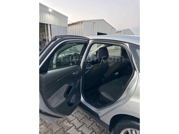 Sahibinden Ford Focus 1.6 TDCi Trend 2012 Model 