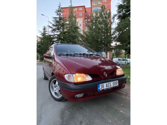 Sahibinden Renault Scenic 1.6 RTE 1999 Model 
