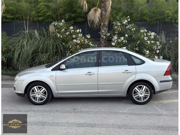 2008 FORD FOCUS 1.6 GHİA TAM OTOMATİK