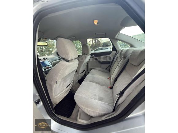 2008 FORD FOCUS 1.6 GHİA TAM OTOMATİK
