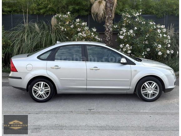 2008 FORD FOCUS 1.6 GHİA TAM OTOMATİK
