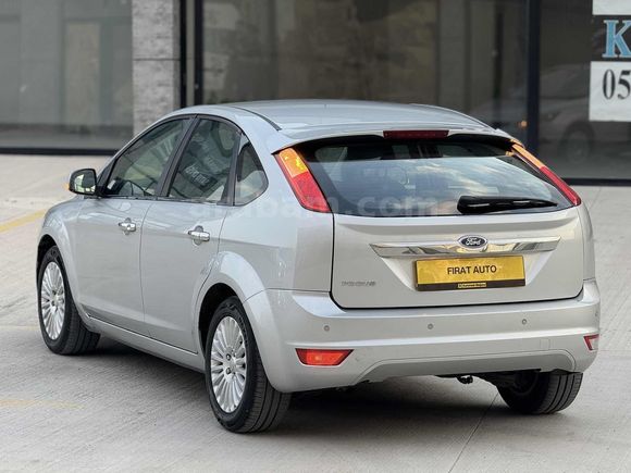 2010 FORD FOCUS 1.6 TİTANİUM KAPUT TAVAN BOYASIZ EMSALSİZZ