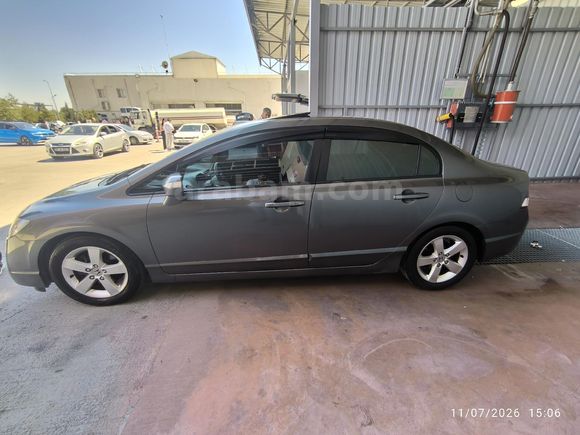 Sahibinden Honda Civic 1.6i VTEC Elegance 2011 Model
