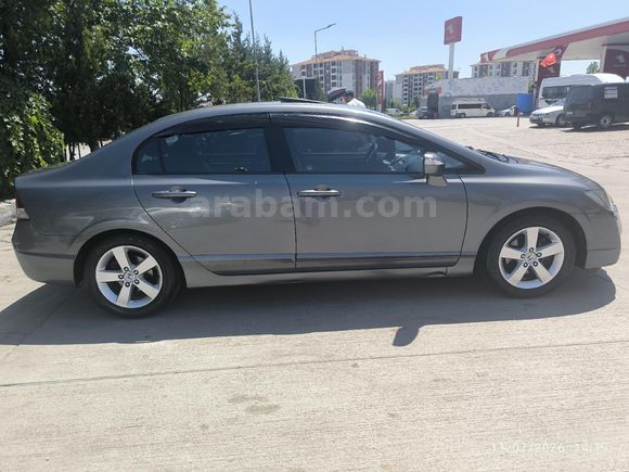 Sahibinden Honda Civic 1.6i VTEC Elegance 2011 Model