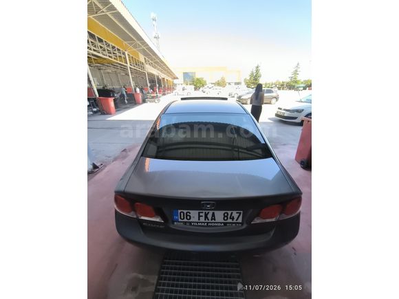 Sahibinden Honda Civic 1.6i VTEC Elegance 2011 Model