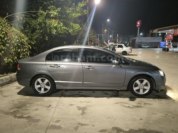 Sahibinden Honda Civic 1.6i VTEC Elegance 2011 Model