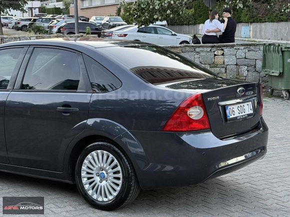 2011 - HATASIZ - OTOMATİK VİTES - TİTANİUM FOCUS - K.KARTI