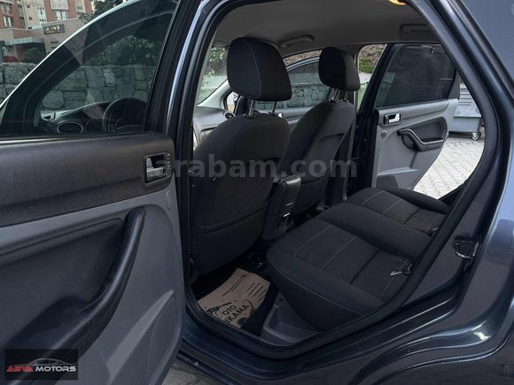 2011 - HATASIZ - OTOMATİK VİTES - TİTANİUM FOCUS - K.KARTI
